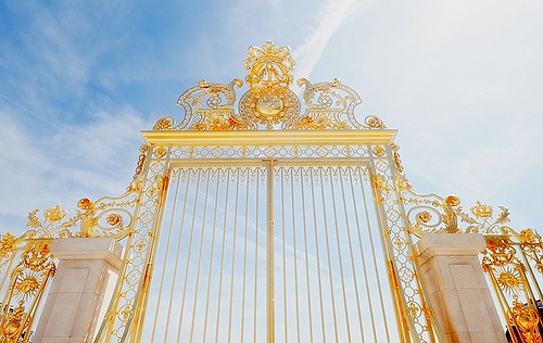 A magnificent gateway